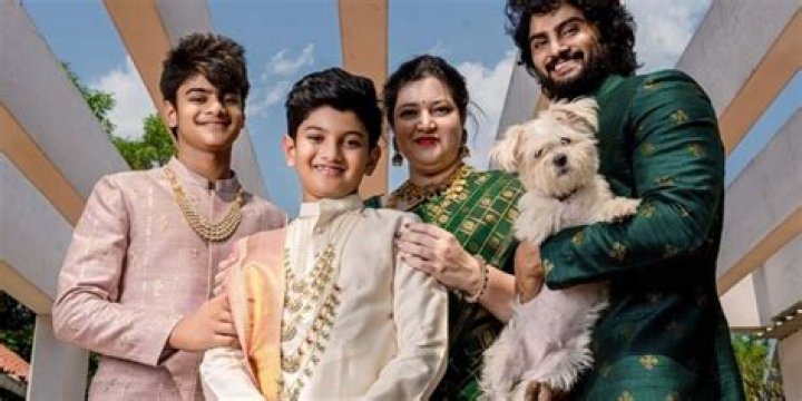 Sudheer Babu's Picture-perfect Family Pics