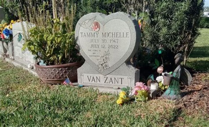 Tammy Van Zant Wikipedia, Net Worth, Age, Husband, Net Worth, Daughter, Obituary, Wiki