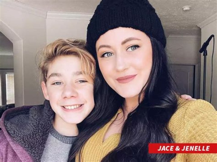 Teen Mom’s Jenelle Evans Feels ‘Stuck’ in Marriage to David Eason