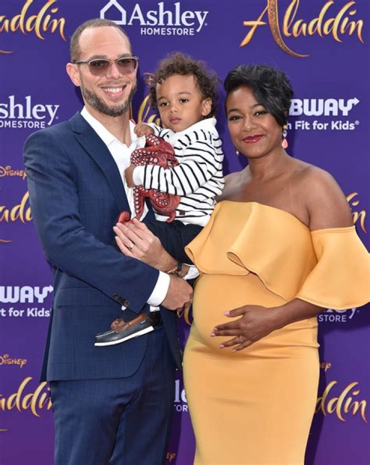 Vaughn Rasberry (Tatyana Ali Husband) Biography, Age, Wiki, Height, Weight, Girlfriend, Family & More