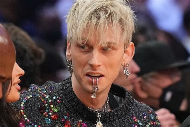Machine Gun Kelly Gets Electrocuted During Performance (VIDEO)