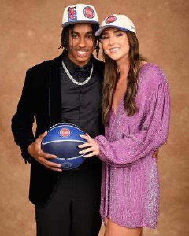Who is Caitlyn Newton, Girlfriend of Jaden Ivey? His Parents, Family, Salary, Jersey