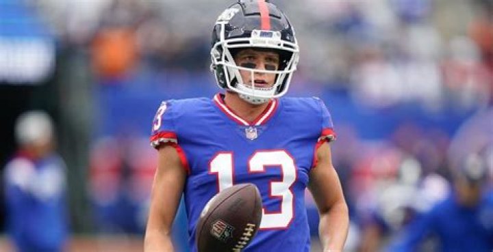 Who is David Sills girlfriend? His parents, family, contract, salary, networth