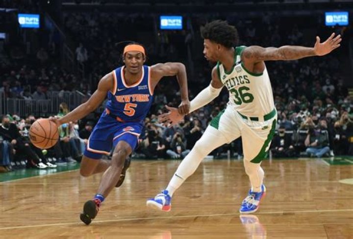 Who is Immanuel Quickley Dating Right Now? His Girlfriend, Parents, Family, Salary, and Jersey