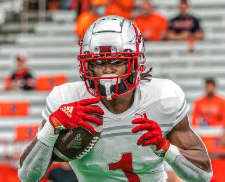 Who is Isiah Pacheco Dating? His Girlfriend, Relationship, Parents, Family, Net Worth