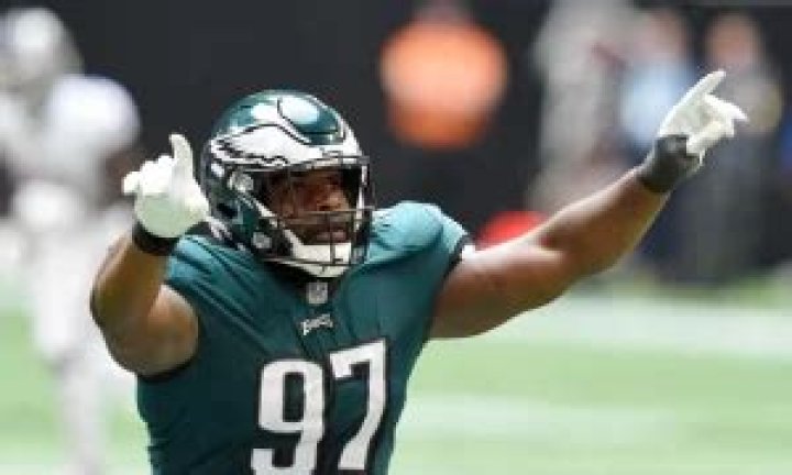 Who is the Girlfriend of Javon Hargrave? His Parents, Family, Salary, Jersey