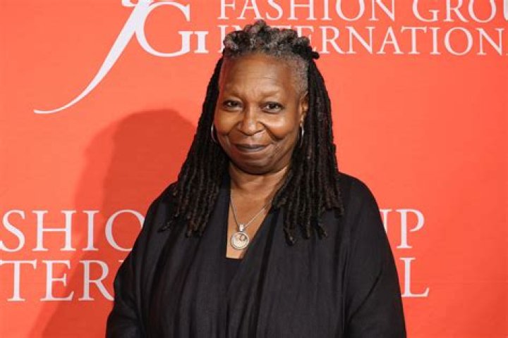 Whoopi Goldberg (Ex-Femme de Lyle Trachtenberg) wikipédia, biographie, épouse, origine, mari, nouveau compagnon, taille, enfant et plus
