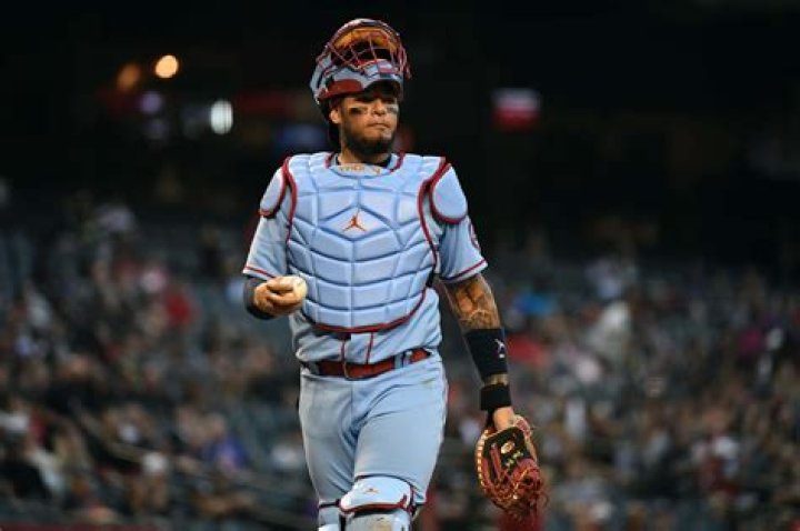 Yadier Molina Salary & Contract
