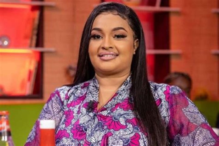 Yasmine Reda wikipédia, biographie, épouse, origine, mari, nouveau compagnon, taille, enfant et plus